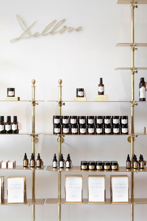 Delbôve Cosmetics in Brussels by Christophe Remy - via Coco Lapine Retail Interior Design Display, Type Installation, Brass Shelving, Hair Salon Interior Design, Salon Interior Design Ideas, Nail Salon Interior Design, Beauty Salon Interior Design, Nail Salon Interior, Hair Salon Interior