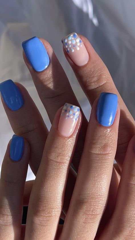 Fresh and Fabulous: 28 Must-Try Cute Spring Nail Ideas for 2024 Easy Diy Flower Nail Art, Easy Nails To Do On Yourself, Nails For Rome, Nail Designs Flowers, Diy Nail Designs Step By Step, Cute Spring Nail Ideas, Spring Nail Ideas, August Nails, Simple Gel Nails