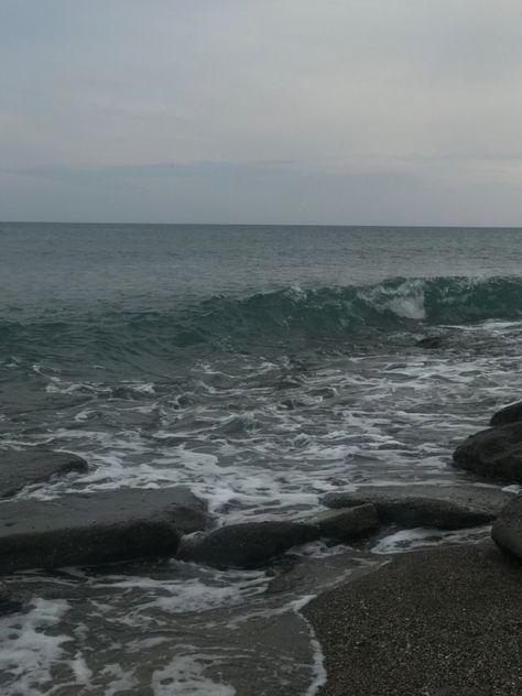 Nature, Rainy Day On The Beach, Gloomy Summer Aesthetic, Grey Beach Aesthetic, Gloomy Beach Aesthetic, Moody Beach Aesthetic, Cloudy Beach Aesthetic, Stormy Beach Aesthetic, Gloomy Day Aesthetic