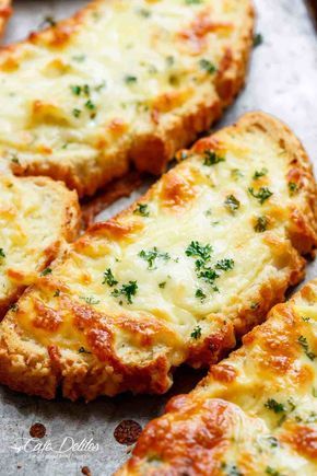 Individual Garlic Cheese Breads (Single Serve RECIPE) Cheese Loaf, Cheddar Bread, Garlic Cheddar, Garlic Pizza, Roasted Tomato Basil Soup, Recipe Bread, Cheese Bread Recipe, Garlic Cheese Bread, Garlic Bread Recipe