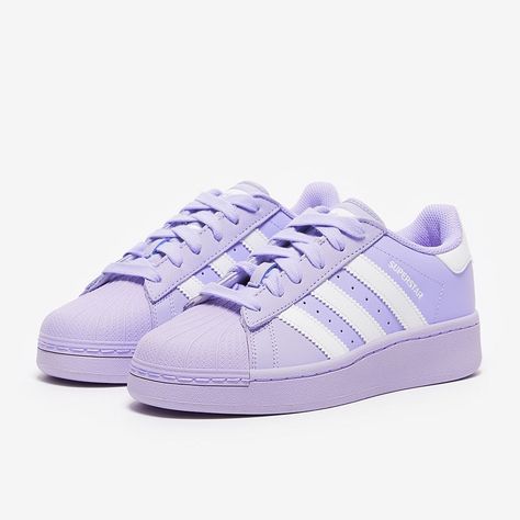 🟣Welcome a true b-ball and hip-hop icon Womens Superstar casual shoes taking us back to the 70’s and 80’s Get Your Pair Online at sportivespot.com 🛒 Back To The 70s, Ideal Lifestyle, Purple Adidas, Superstar Adidas, White Violet, Sportswear Design, Adidas Shoes Superstar, Pretty Shoes Sneakers, Preppy Shoes