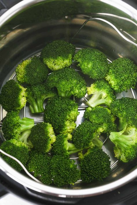 Thermomix, Instapot Broccoli, Broccoli Aesthetic, Instant Pot Steamed Broccoli, Buttered Potatoes Recipe, Pressure Cooker Artichokes, Broccoli Mash, Cooking Fresh Broccoli, Broccoli Crockpot