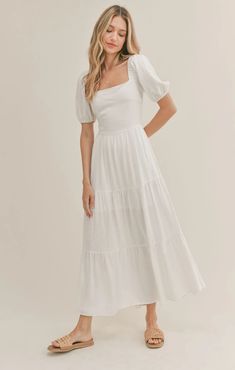 Preppy Style, White Linen Maxi Dress, Maxi Dress Outfit Summer, Midi Wedding Dress, East Hampton, Wedding Dress Trends, Clothes Collection, Modest Outfits, Square Neckline