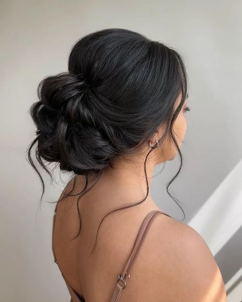 Bridesmaid Hair Styles Up, Updo Hairstyles For Dark Hair, Bridesmaid Updo Hairstyles Brunette, Updo Hairstyles For Long Hair Wedding, Wedding Hair Updo Brown Hair, Matric Hairstyles Long Hair, Wedding Hair Brown Updo, Updos Bridesmaid Hair, Wedding Guest Hairstyles Dark Hair