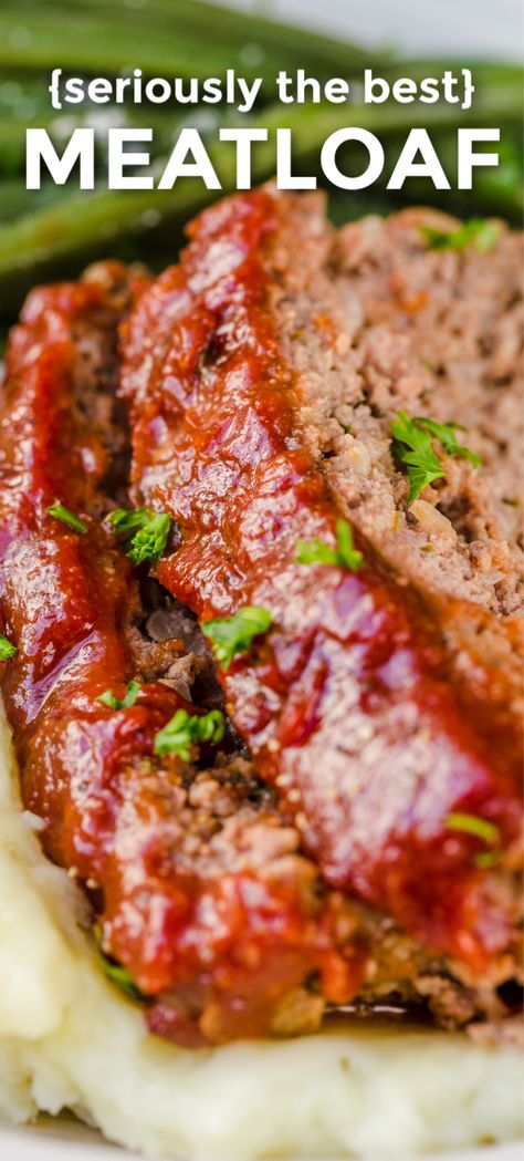 Everything about this meatloaf is good - it has the best glaze and the flavor is awesome. This is our go-to meatloaf recipe - it is easy and excellent! Quick Meatloaf, Quick Meatloaf Recipes, The Best Meatloaf, Resepi Biskut, Homemade Meatloaf, Classic Meatloaf Recipe, Good Meatloaf Recipe, Best Meatloaf, Easy Meatloaf