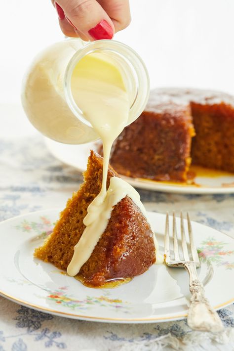 Steamed Treacle Pudding is perfect with creme anglaise. Essen, Treacle Sponge Pudding, Carrot Cake Pudding, Steam Pudding, Steamed Pudding Recipe, Treacle Sponge, Steamed Pudding, Pudding Cake Recipe, Carrot Pudding