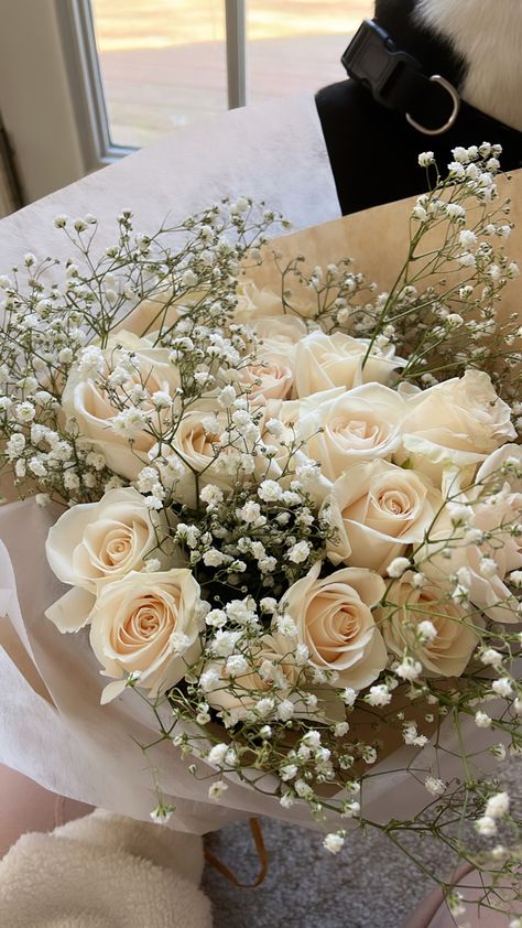 White Flower Bouquet, Luxury Flower Bouquets, Money Bouquet, Prettiest Bouquet, Boquette Flowers, Flowers Bouquet Gift, Flower Therapy, Tapeta Pro Iphone, Beautiful Bouquet Of Flowers