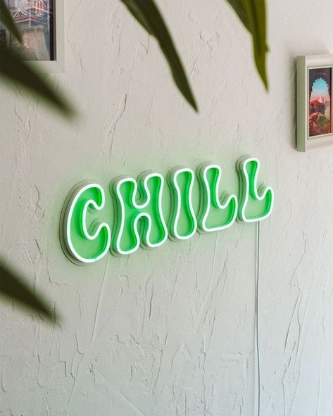 Funky Neon Signs, Neon Wall Design, Neon Light Ideas, Neon Light Design, Neon Flex Led, Led Light Signs, Cool Neon Signs, Neon Light Art, Neon Signage