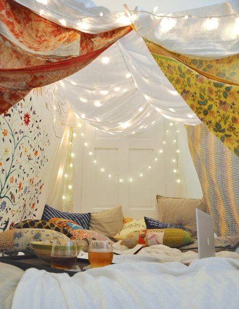 you don't have to be a little kid to enjoy blanket forts! #DIY #FairTrade #TenThousandVillages Pidżama Party, Indoor Forts, Beautiful Bed Designs, Simple Bed Designs, Pillows And Blankets, Blanket Fort, Build A Fort, Fun Sleepover Ideas, Pillow Fort