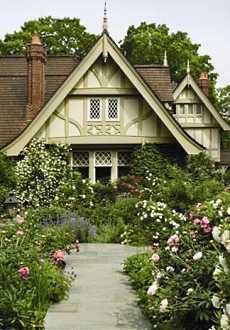 English Cottage Designs . . . Extraordinarily Enchanting Escapes! Cottage House Exterior, Tudor Cottage, Storybook Homes, English Country Cottage, Tudor Style Homes, Storybook Cottage, Longwood Gardens, Romantic Cottage, Beautiful Cottages