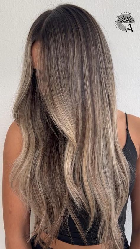 Smudged Money Piece, Ashy Brown Hair With Platinum Highlights, Medium Brown Hair With Light Brown, Bronde Balayage Tan Skin, Faded Money Piece Hair, Dark Hair Blond Balayage, Going Brown To Blonde, Root Melt Blonde Straight Hair, Lived In Blonde On Dark Hair