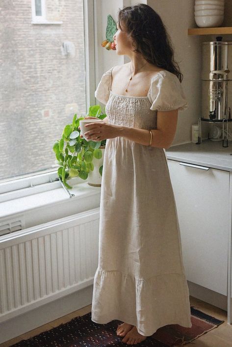 Linen Dress Puff Sleeve, Feminine Woman Aesthetic, Linen Bridesmaid Dresses, Hairstylist Outfits, Casual Feminine Outfits, Flowy Fashion, Cosmo School, Beige Linen Dress, White Puff Sleeve Dress