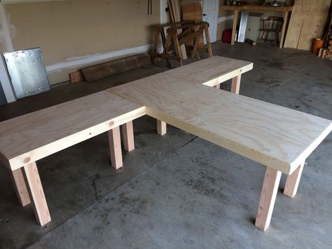 BUILDING A TWO PERSON DESK — Steemit Diy T Desk, Two Person Desk Home Office, T Shaped Office Desk, Building A Desk, T Shaped Desk, T Desk, Office Craft Room Combo, Two Person Desk, Home Office Layouts