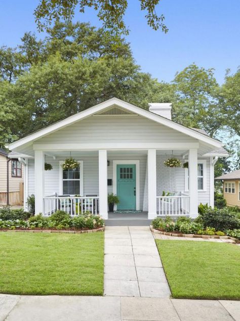 Curb Appeal Ideas From Across the U.S. | HGTV Small Simple House Exterior, Picture Of House Image, Front House Design Simple Small, Houses Small Simple, Front House Facade Ideas, Farmhouse Coastal Exterior, Cottage Front Porch Ideas Small Houses, Cute Houses Small, Simple House Design Exterior