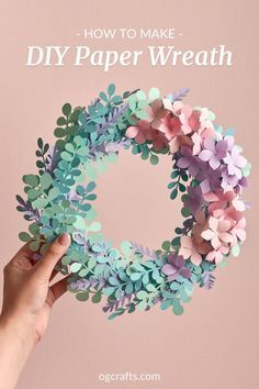 Sunflower Craft, Paper Wreath Diy, Paper Card Design, Paper Sunflower, Paper Flower Wreaths, Sunflower Crafts, Paper Sunflowers, How To Make Decorations, Paper Flower Art