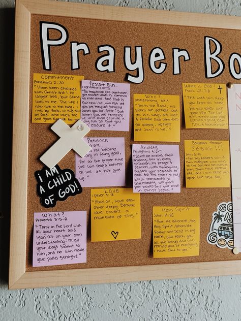 Christian craft prayer board diy notes Prayer Board Ideas Diy Wall Art, Prayer Boards Diy, Prayer Board Inspiration, Prayer Board Ideas, Diy Prayer Board, Praying Room, Prayer Boards, Prayer Vision Board, Pin Board Ideas