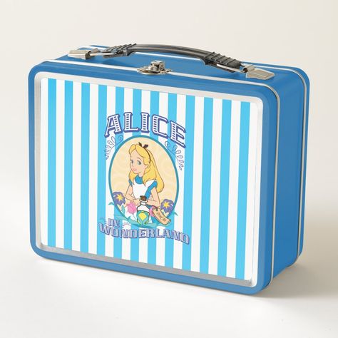 Alice in Wonderland - Alice Box Kitchen, Fun Lunch, School Lunch Box, Perfect Lunch, Metal Lunch Box, Uk Flag, Disney Favorites, Disney Alice, Lady And The Tramp