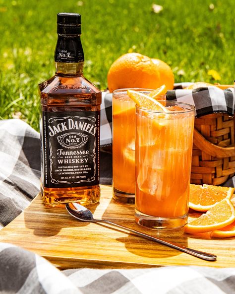 Jack Daniel's on Twitter: "Some say Jack Daniel never won the hand of the girl who stole his heart. Unrequited love ain’t no picnic. Unless, it’s a cocktail. Unrequited Love Punch: 2oz Old No. 7, 2oz Cranberry Juice, 1⁄2oz Pineapple Juice and 1⁄2oz Orange Juice. Shake. Pour. And top w/ Ginger Ale.… https://t.co/Wegiq4ac4n" Home Brewing Beer, Jack Daniels Mixed Drinks, Jack Daniels Recipes, Jack Daniels Cocktails, Jack Daniels Drinks, Whisky Jack, Jack Daniels No 7, Bourbon Drinks, Good Whiskey