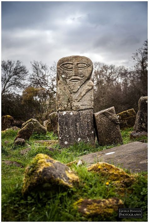 Ancient Ireland, County Cork Ireland, Ireland Photography, Belfast Northern Ireland, Celtic Culture, Ireland Landscape, Galway Ireland, Art Sacre, Ireland Vacation