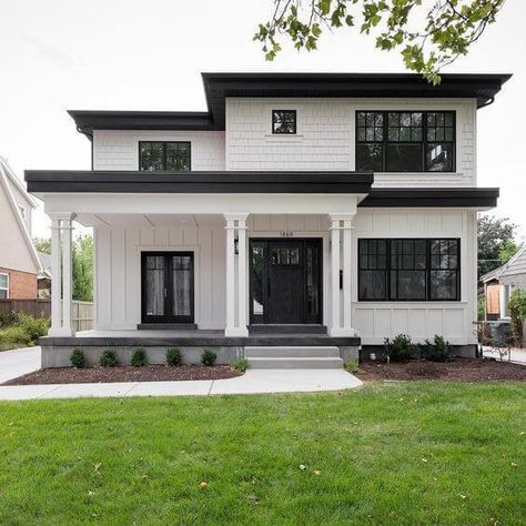 casas americanas Arsitektur Art Deco, Farmhouse Exterior Design, Eksterior Modern, Real Estate Blog, Casas Coloniales, التصميم الخارجي للمنزل, Modern Farmhouse Exterior, Farmhouse Exterior, घर की सजावट