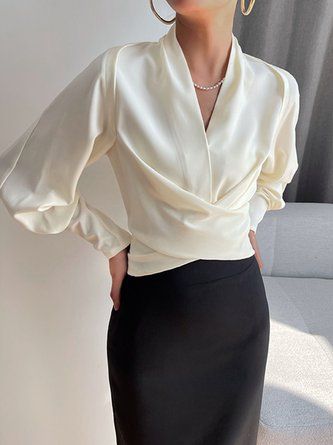 Pantsuit Outfit, Plain Clothes, Elegant Blouses, Modieuze Outfits, Elegantes Outfit, Moda Vintage, Looks Chic, White Pattern, Mode Inspiration