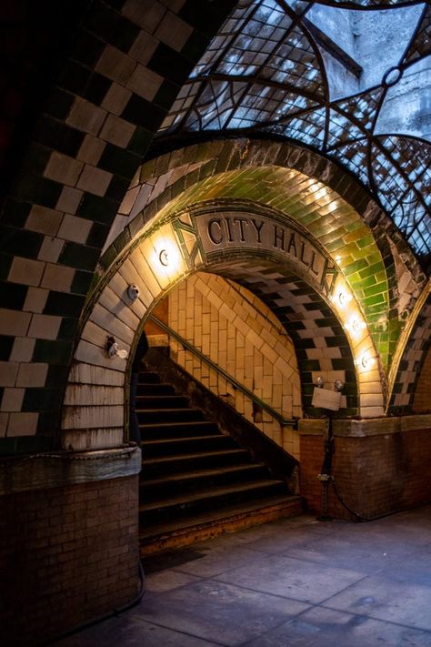 City Hall Subway Station Nyc, Subway Entrance Design, Great Hall Aesthetic, Abandoned City Art, Abandoned City Aesthetic, Subway Station Entrance, Underground Train Station, Nyc Subway Station, City Entrance