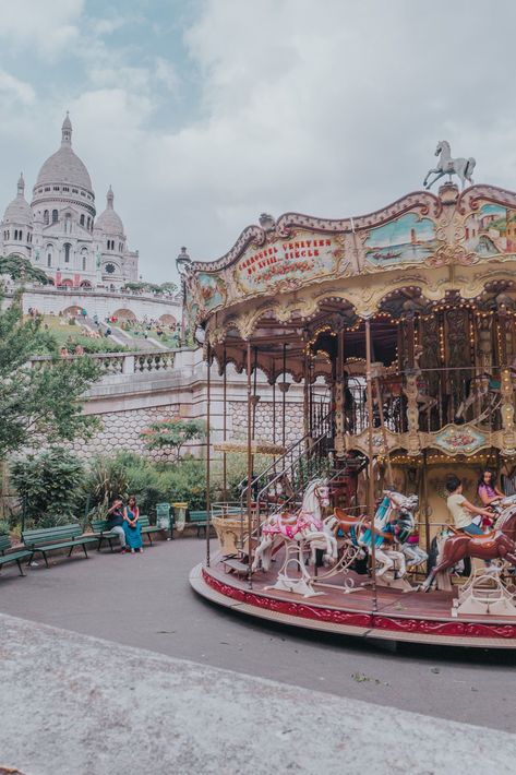 Le Sacre Coeur and Carousel in Paris France  #instagrammableplacesinparis #paris #parisphotos #paristips #paristravel #parisfrance #francephotos #instagrammableparis #montmartre #sacrecoeur Places In Paris To Visit, Montmartre Paris Photography, Monmarte Paris Aesthetic, Monmarte Paris, Paris Landscape, Pictures Of Paris, Paris Tips, Paris Montmartre, Paris Dream