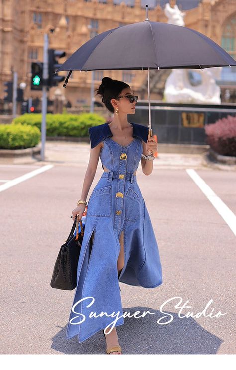 Unique Fashion Designers, Soft Denim Dress, Elegant Unique Dresses, Elegant Denim Dress, Sophisticated Outfits Classy Chic Summer, Styling A Denim Dress, Summer Outfits Unique, What To Wear To A Fashion Show, Collared Dress Outfit