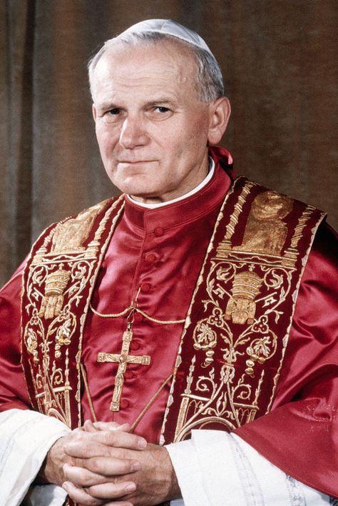 The official portrait of Pope John Paul II Pope Saint John Paul Ii, San Juan Pablo Ii, Santi Cattolici, St John Paul Ii, Juan Pablo Ii, Pope Benedict, Pope John Paul Ii, Blessed Mother Mary, John Paul Ii