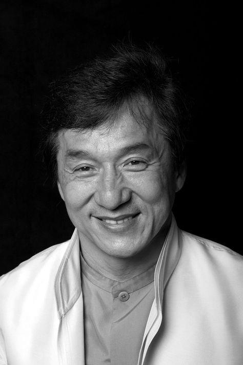 Martial Artists, Celebrity Art Portraits, Drawing People Faces, Bollywood Cinema, Buku Skrap, Actors Images, Jackie Chan, Portrait Sketches, Martial Artist