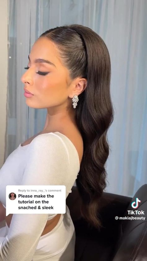 Simple Glam Hairstyles, Aesthetic Hairstyles For Wedding Guest, Elegant Down Hairstyles Classy, Hairstyles Ideas For Wedding Guest, Prom Elegant Hairstyles, Hairstyle Guest Wedding, Snatched And Sleek Middle Part, Elegant Hairdos For Long Hair, Hair Štýle Wedding Guest