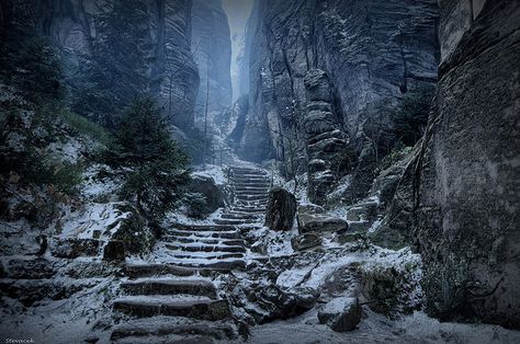 ...but it's going to take a long time to climb all that!    Cisářská chodba - Emperor's Corridor, Prachov Rocks taken in Jičín, Královéhradecký, CZ by Steve Coleman. Rock Path, The Elder Scrolls, Elder Scrolls, Magical Places, Macedonia, Pretty Places, Skyrim, Places Around The World, 그림 그리기