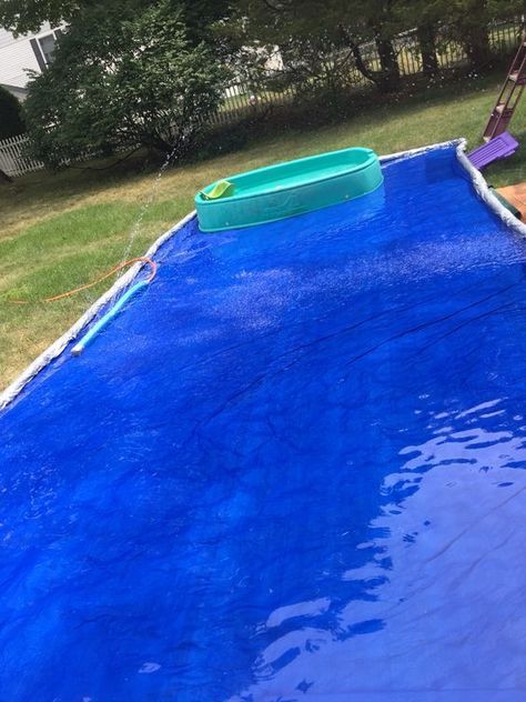 Check out these DIY water activities for your backyard #How-To, #Roundup, #kids, #Backyard Water Activities Diy Splash Pad, Backyard Water Fun, Backyard Playground Ideas, Backyard Splash Pad, Backyard Kids, Backyard Activities, Backyard Trampoline, Playground Ideas, Backyard Diy