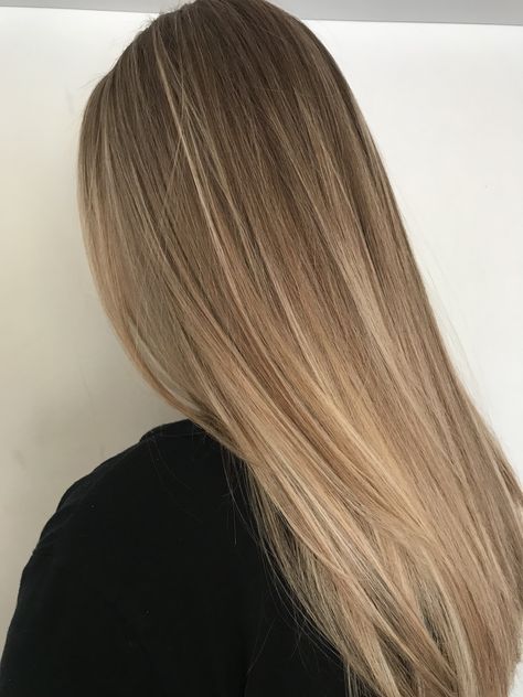 Brown To Blonde Hair Straight, Brown Blonde Hair Straight, Dark To Light Blonde Balayage, Blond Balayage Hair Straight, Balayage Hair On Straight Hair, Straight Hair Highlights Blonde, Dark Brown To Blonde Balayage Straight Hair, Beleyage Blonde, Brown Hair With Blonde Balayage Straight