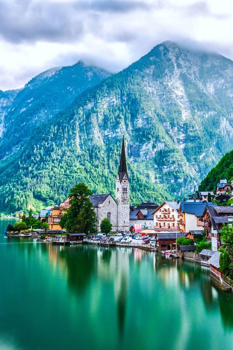 25 Most Beautiful Places in the World - Pretty Travel Destinations - Tap the link to shop on our official online store! You can also join our affiliate and/or rewards programs for FREE! Innsbruck, Places In Europe, Destination Voyage, Amazing Photo, Style Travel, Photo Wedding, Fun Style, Alam Yang Indah, Beautiful Places In The World