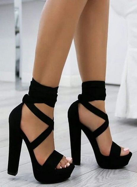 Prom Shoes, Παπούτσια Nike Free, Kasut Wanita, Skor Sneakers, Cute Shoes Heels, Cute Heels, Fashion Heels, Fashion High Heels, Black High Heels