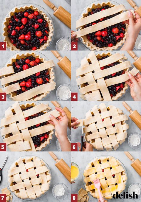 Cute Pie Crust Designs Easy, How To Decorate Pie Crust, How To Do Lattice Pie Crust, Lattice Pie Crust How To, Pie Crust Ideas Decorative, Easy Pie Designs, Pie Crust Art Thanksgiving, Pie Crust Designs Easy, Pie Top Designs