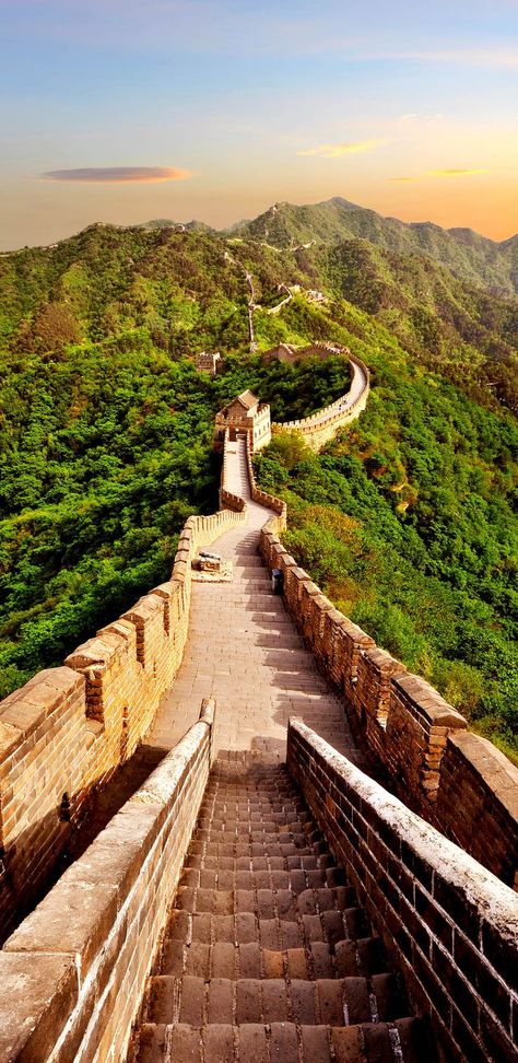 Know More About 7 Wonders of the World Chongqing, Urban Sketchers, New Seven Wonders, The Great Wall Of China, Visit China, Great Wall Of China, Seven Wonders, Great Wall, China Travel