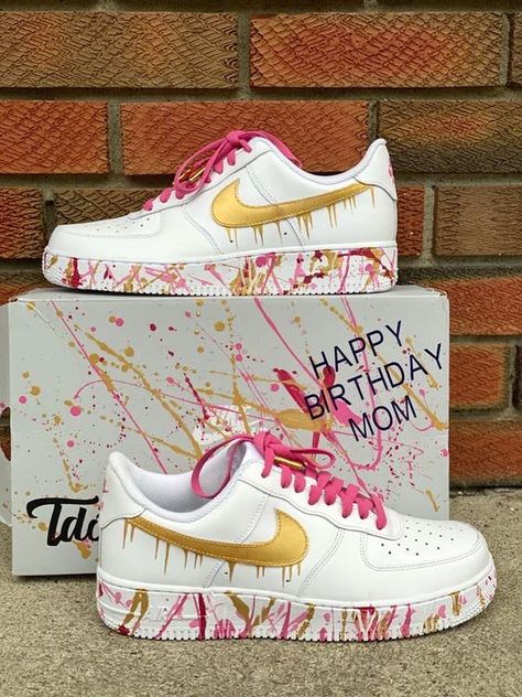 Splatter Custom Shoes Custom Shoes Men, Custom Sneakers Diy, Painted Shoes Diy, Boty Nike, Custom Painted Shoes, Custom Shoes Diy, Nike Shoes Air Force, Diy Sneakers, Painted Sneakers