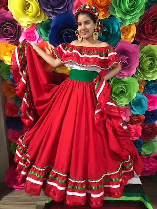 mexicotodocorazon - Etsy Jalisco Dress Pattern, Tradition Mexican Dress, Mexican Skirts Traditional, Florclorico Dress, Mexico Dress Traditional, Traditional Mexican Dress For Women, Mexican Clothes Women, Colombian Dress Traditional, Mexican Fashion Traditional