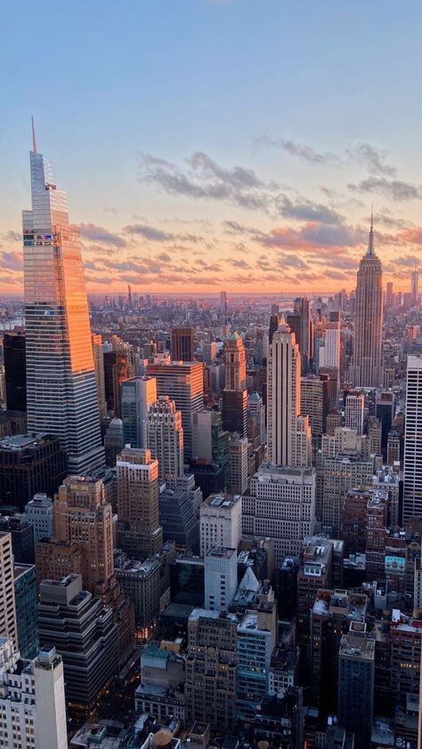 Sunset City Aesthetic, New York Wallpaper, York Wallpaper, Nyc Aesthetic, Sunset City, Pretty Landscapes, Nyc Life, New York Life, New York City Travel