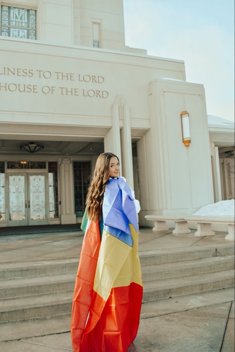 Mission Flag Pictures, Mission Pictures Sister Missionaries, Mission Photoshoot, Missionary Pose Reference, Mission Fits, Sister Missionary Pictures, Mission Pictures, Mission Photos, Lds Mission