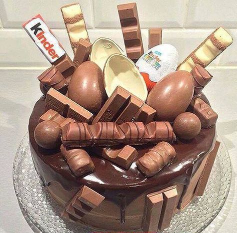 Pinterest: @drizzyclouds Kids Chocolate Cake, Dolci Harry Potter, Bolu Pandan, Anllela Sagra, Gym Hoodie, Birthday Cake Chocolate, God Mat, Deilig Mat, Drip Cakes