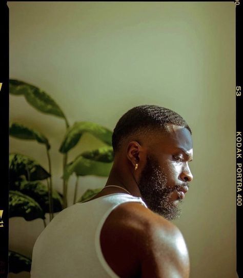 Feel Your Feelings, Black Hair Cuts, Black Men Beards, Black Men Haircuts, Fine Black Men, Black Hollywood, Dark Skin Beauty, Melanin Beauty, Brown Skin Girls