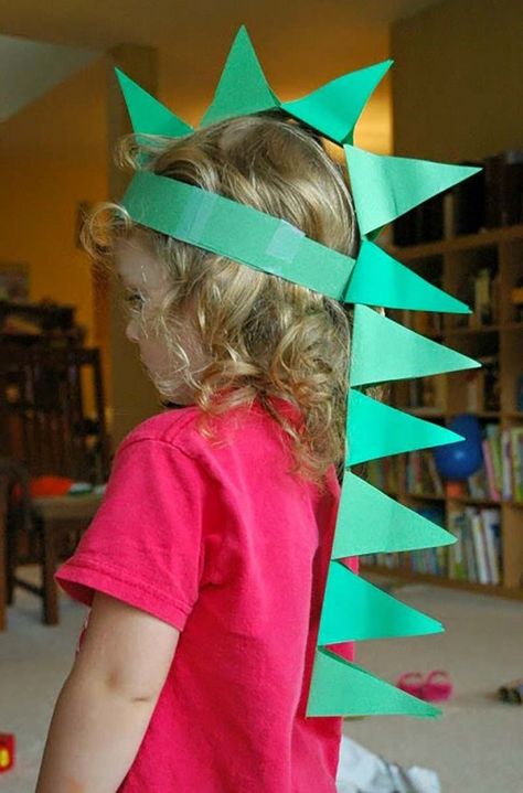 Easy Homemade Halloween Costumes, Dinosaur Art Projects, Dinosaur Activities Preschool, Paper Dinosaur, Dinosaur Hat, Dinosaur Activities, Homemade Halloween Costumes, Dinosaur Crafts, Diy Papier