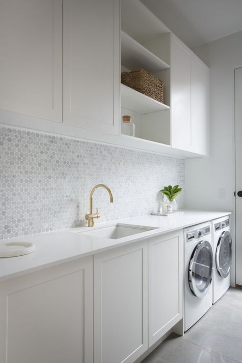 Pelan Rumah, Dream Laundry Room, Laundry Room Renovation, Laundry Design, Modern Laundry Rooms, Laundry Room Cabinets, Laundry Room Inspiration, Laundry Room Remodel, Small Laundry Room