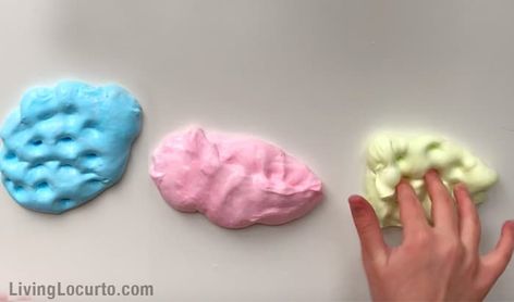 Easy Rainbow Unicorn Fluffy Slime Recipe Unicorn Fluffy Slime, Best Fluffy Slime Recipe, Unicorn Slime, Water Candles Diy, Diy Vases, Unicorn Diy, Fluffy Slime Recipe, Slime Video, Rainbow Slime