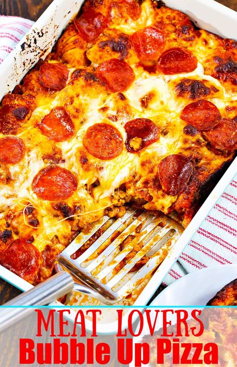 Pizza With Sausage, Bubble Pizza, Food Casseroles, Bubble Up Pizza, Biscuit Casserole, Vegetarian Pizza Recipe, Biscuit Pizza, Meat Pizza, Meat Lovers Pizza