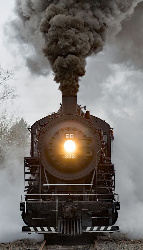 Steam Trains Photography, Train Wallpaper, Old Steam Train, Rail Train, Steam Engine Trains, Scenic Railroads, Train Art, Railroad Photography, Lionel Trains