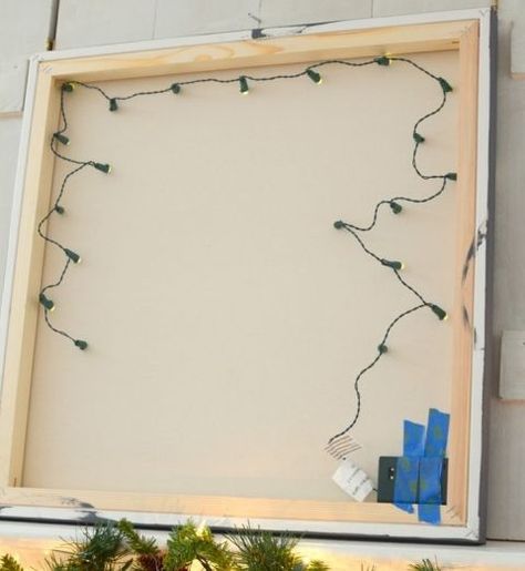 Cricut Canvas Projects Christmas, Diy Canvas Projects, Lighted Signs Diy, Christmas Light Art, Christmas Canvas Art Diy, Lighted Canvas Pictures, Diy Christmas Canvas, Diy Tableau, Jul Diy